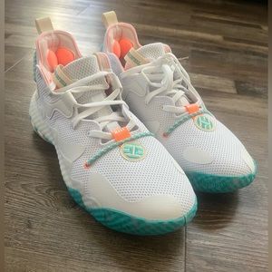 adidas men’s James Harden vol. 6 basketball shoes